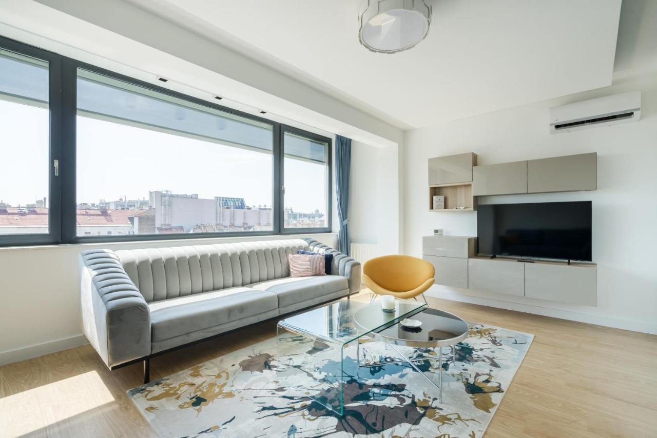 Imperial Suite With Basilika And Castle View Need Reservation For Free Parking Budapesta Exterior foto